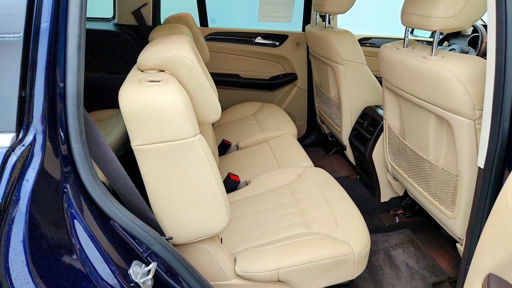 Used 2018 Mercedes-Benz GLS 450 4MATIC w/ Premium Package image 24