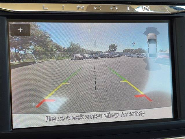 Used 2020 Lincoln Continental w/ Premium Package FWD image 6