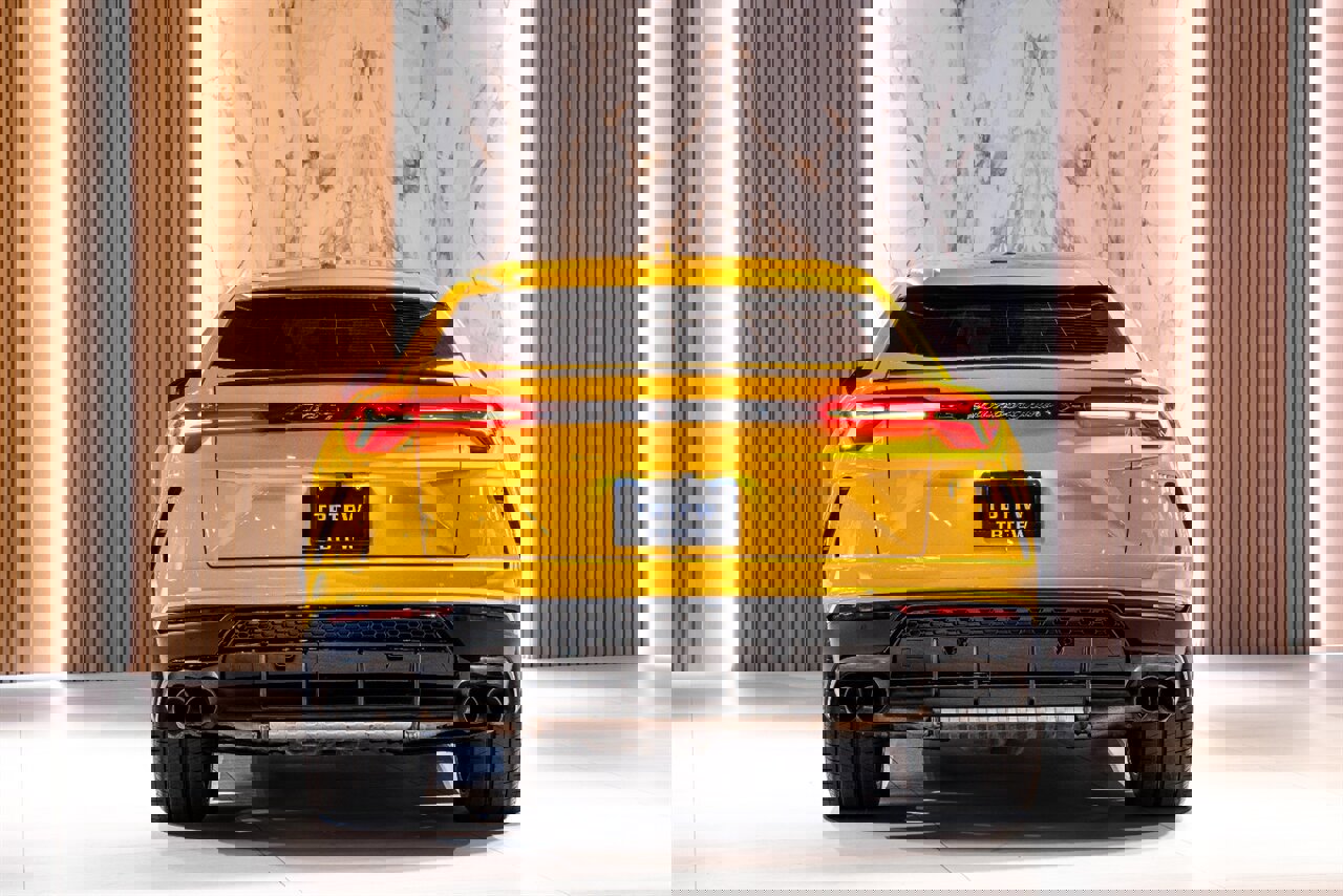 Used 2022 Lamborghini Urus image 5