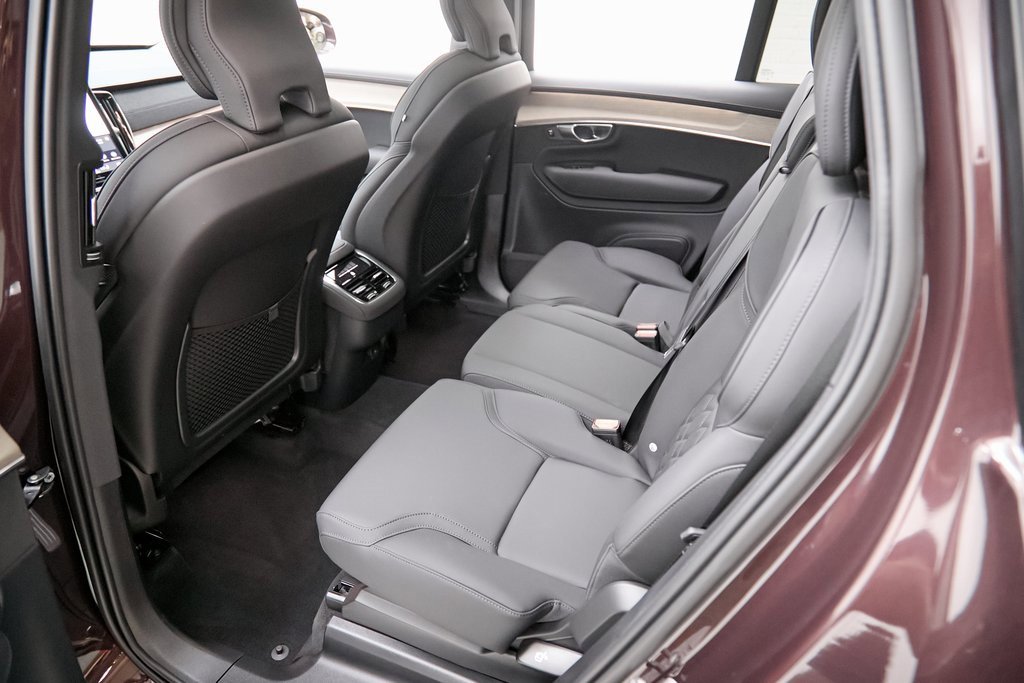 Used 2025 Volvo XC90 B6 Core w/ Protection Package image 20