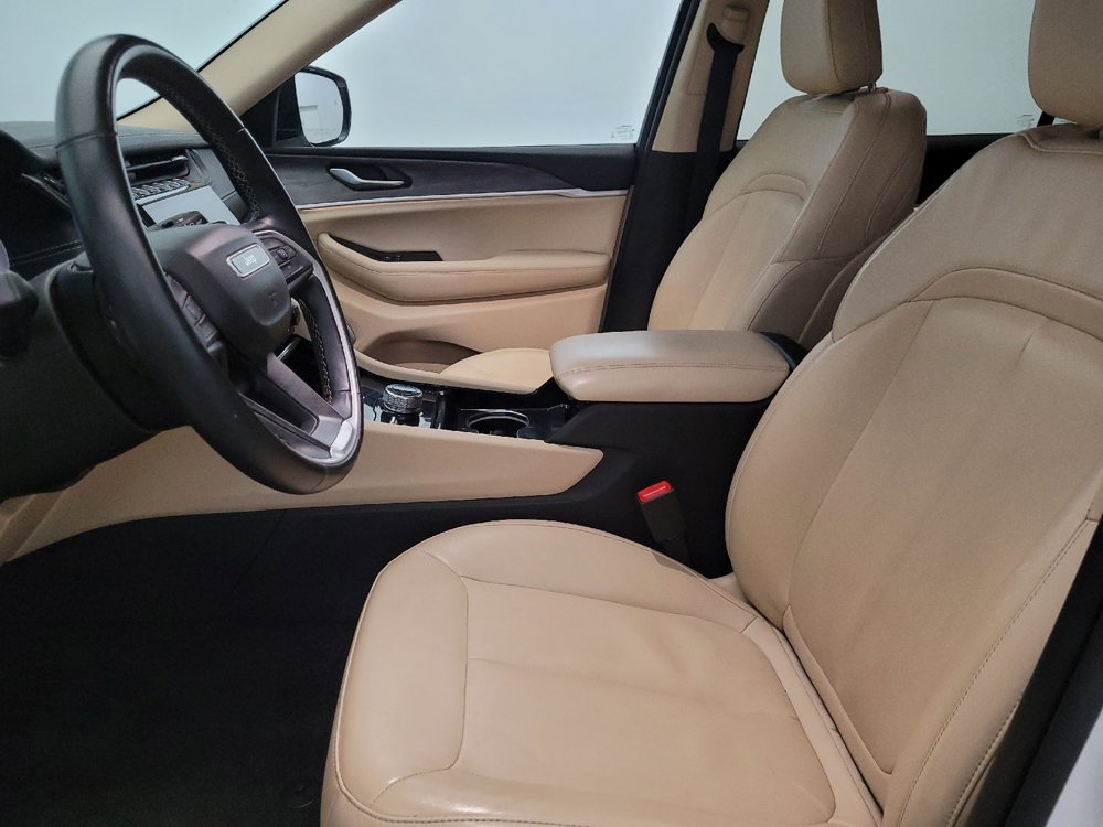 Used 2022 Jeep Grand Cherokee L Limited image 17