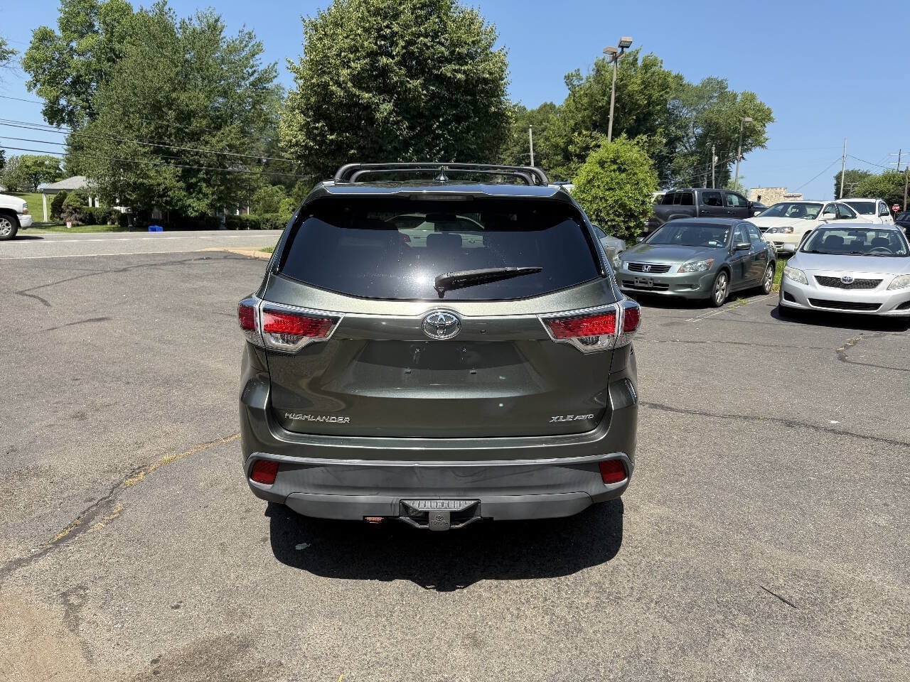 Used 2016 Toyota Highlander XLE AWD/4WD image 6