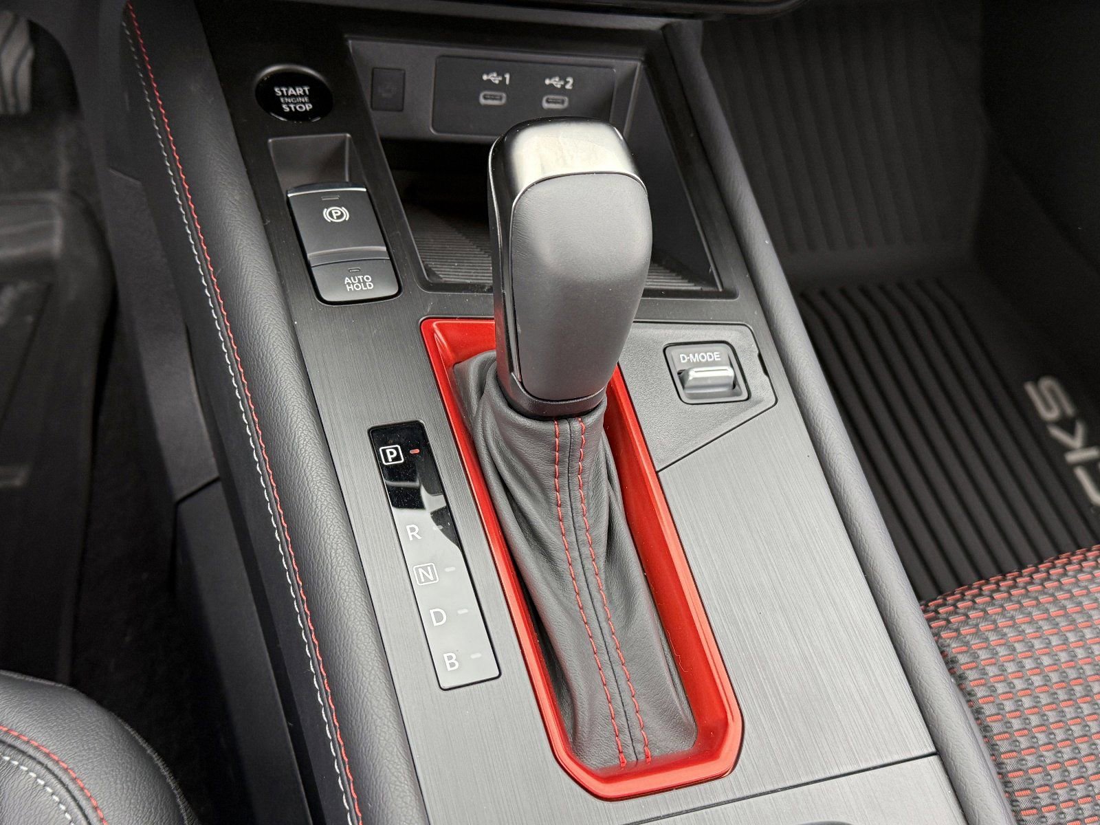 New 2026 Nissan Kicks SR w/ Cold Weather Package image 6