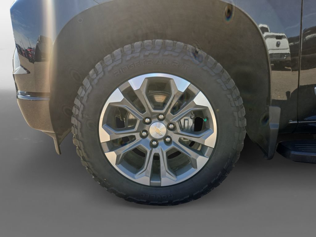 Used 2022 Chevrolet Silverado 1500 High Country w/ Z71 Off-Road Package AWD/4WD image 15