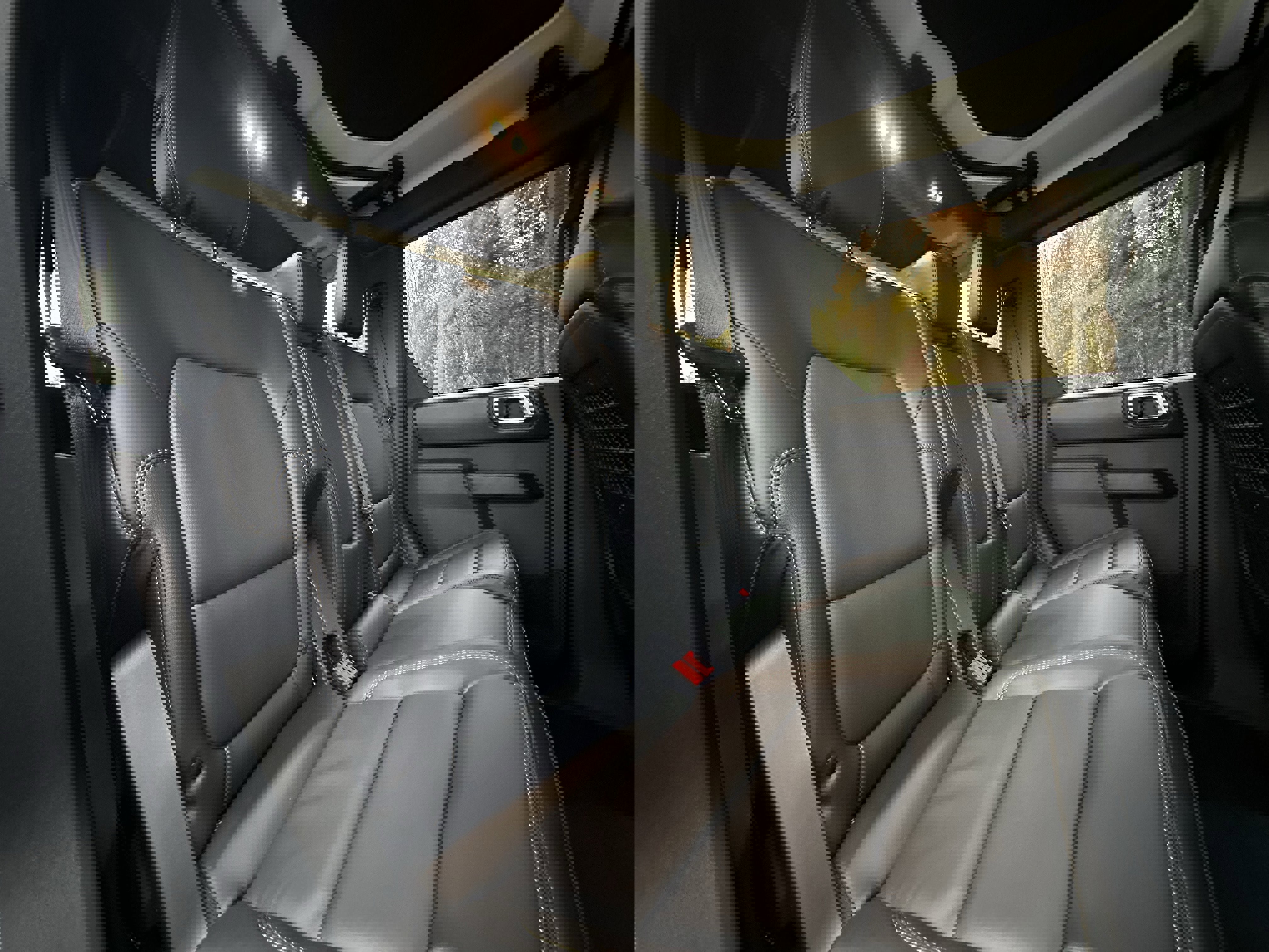 New 2025 Ford Bronco Badlands image 32