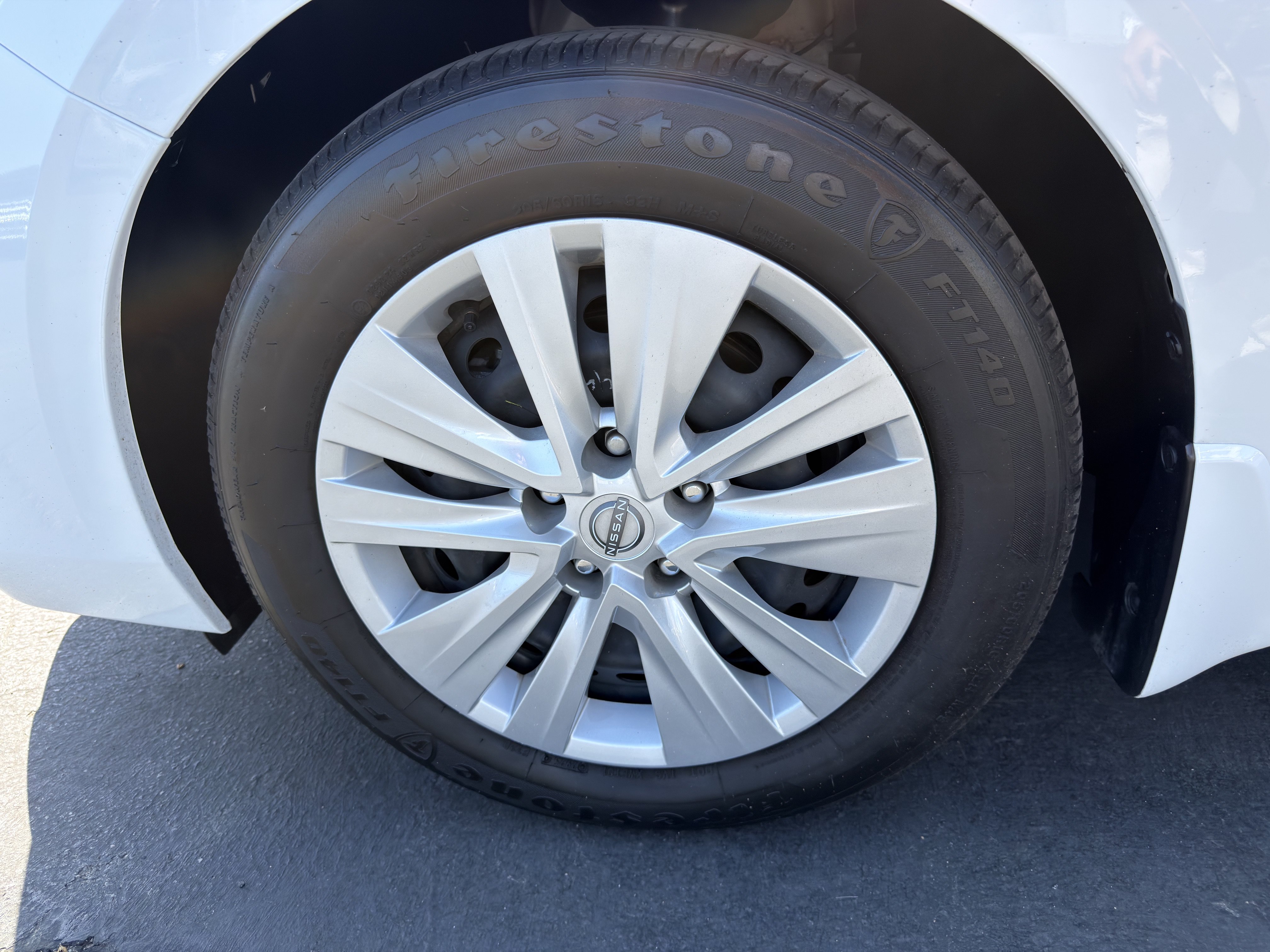 Used 2025 Nissan Sentra S FWD image 31