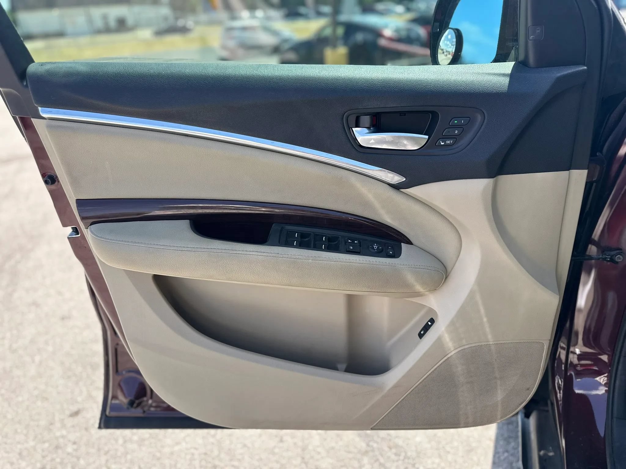 Used 2016 Acura MDX w/ Technology Package AWD/4WD image 23