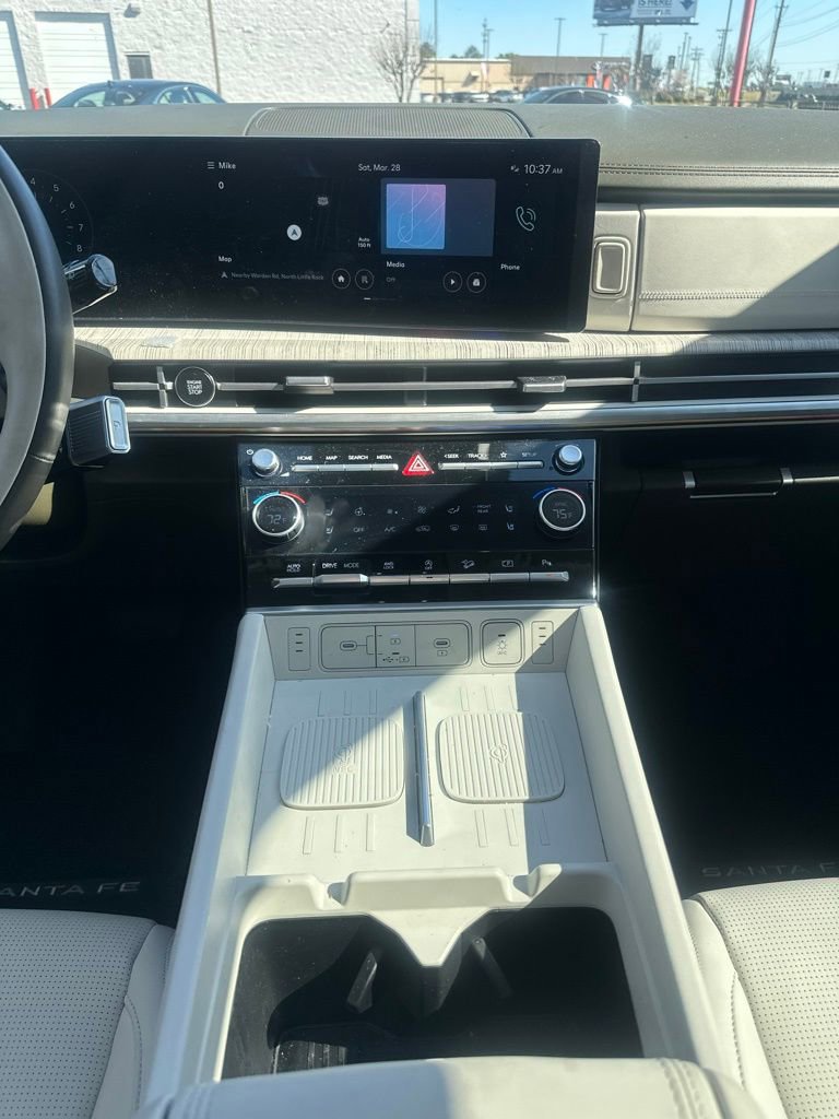 Used 2025 Hyundai Santa Fe Calligraphy image 25