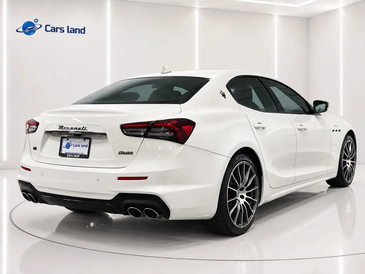 Used 2024 Maserati Ghibli Modena Q4 AWD/4WD image 3