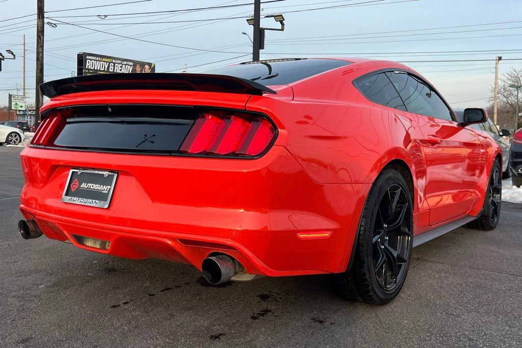 Used 2016 Ford Mustang Coupe image 7