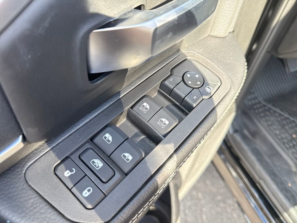 New 2025 RAM 3500 Big Horn image 12