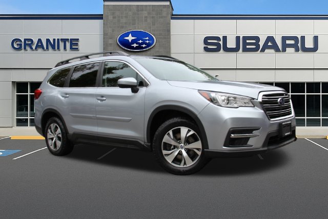 Used 2022 Subaru Ascent Premium w/ Convenience Package AWD/4WD image 3