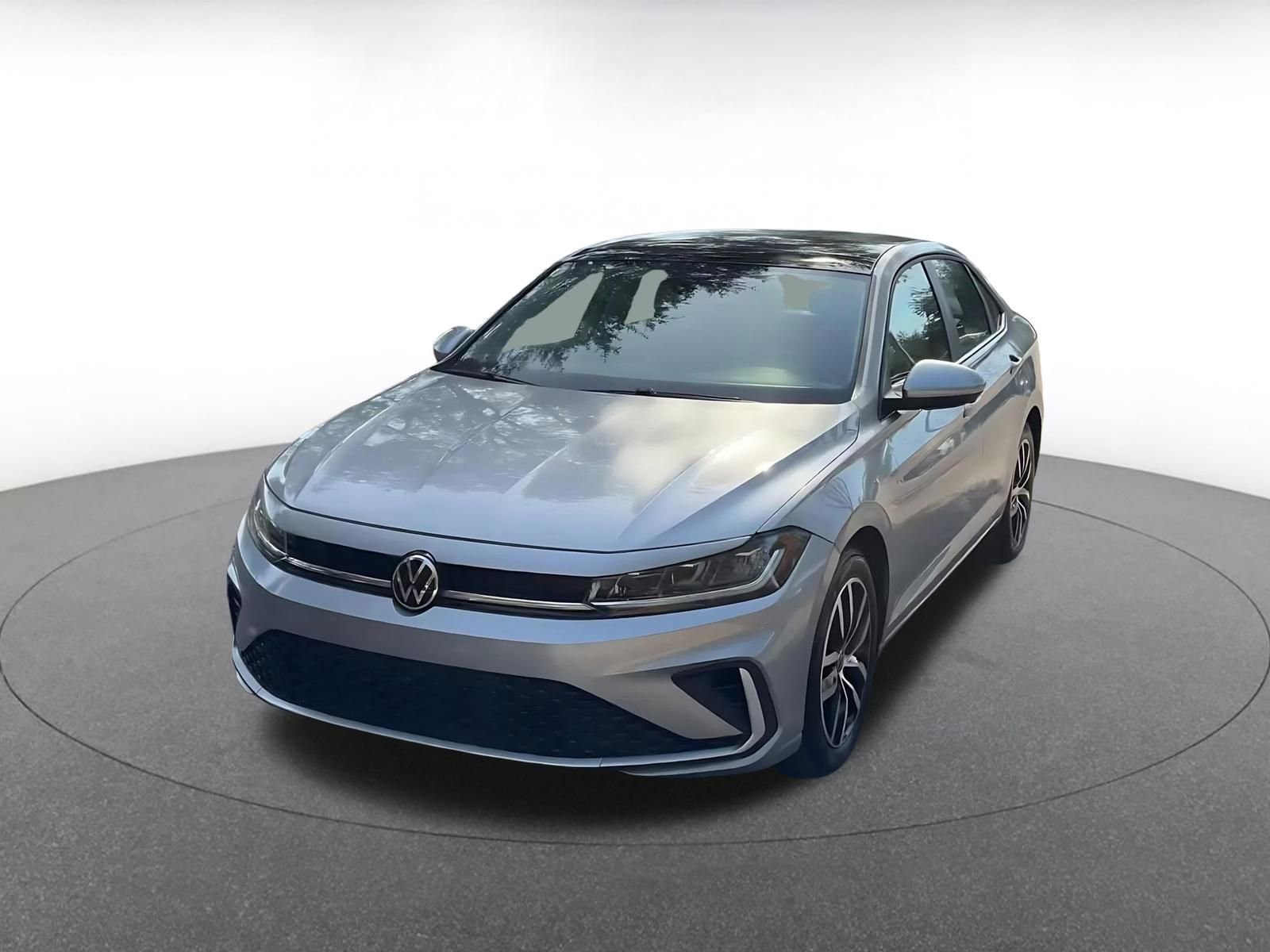 Used 2025 Volkswagen Jetta SE image 7