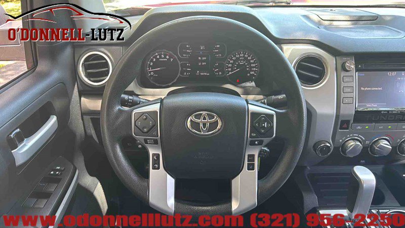 Used 2018 Toyota Tundra SR5 w/ SR5 Upgrade Package AWD/4WD image 19