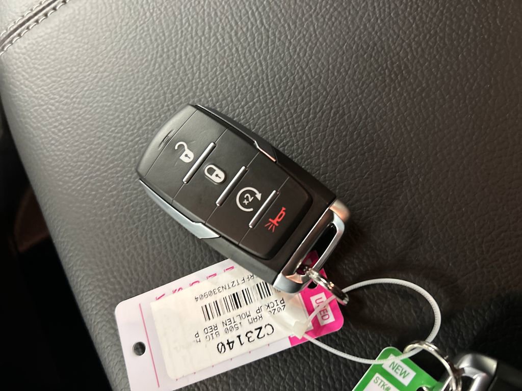 New 2026 RAM 1500 4x4 Crew Cab image 20