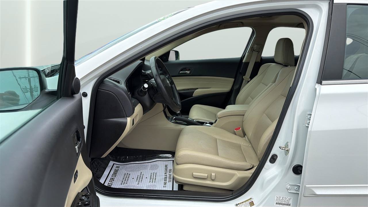 Used 2016 Acura ILX FWD image 11