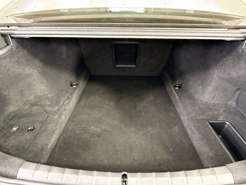 Used 2023 BMW 760i xDrive AWD/4WD image 27