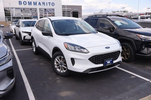 Used 2022 Ford Escape SE w/ Convenience Package FWD image 2