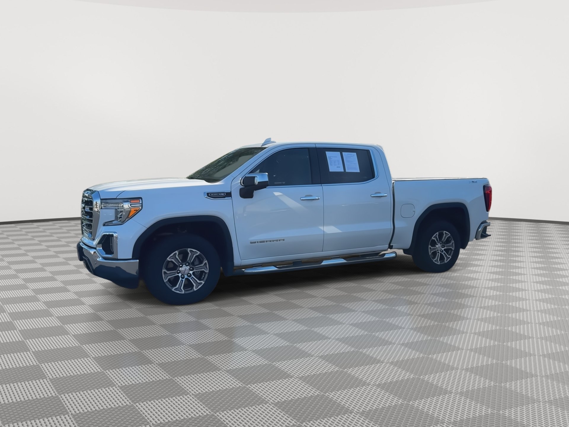 Certified 2019 GMC Sierra 1500 SLT w/ Driver Alert Package I AWD/4WD image 5