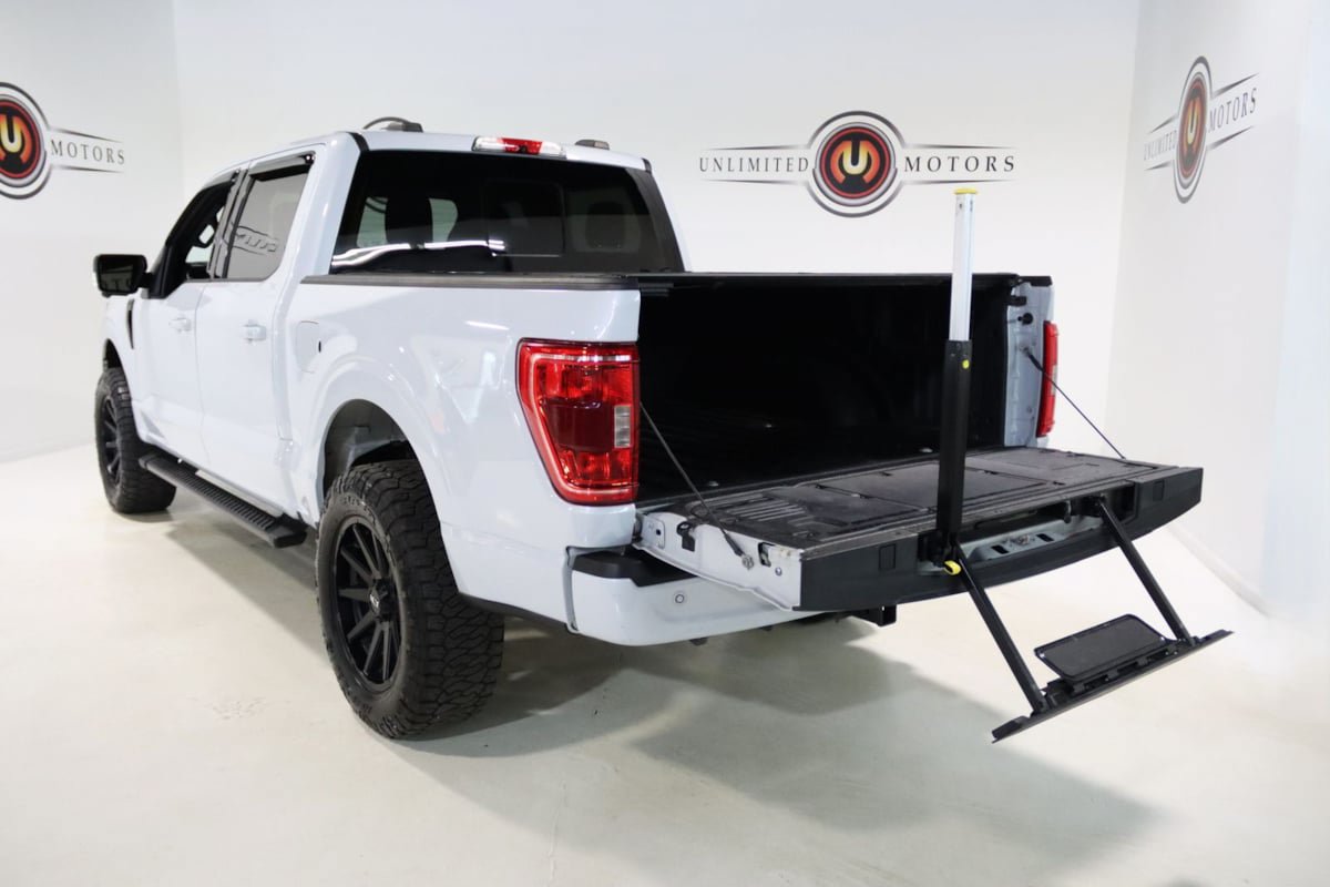 Used 2022 Ford F150 XLT w/ Equipment Group 302A High AWD/4WD image 32