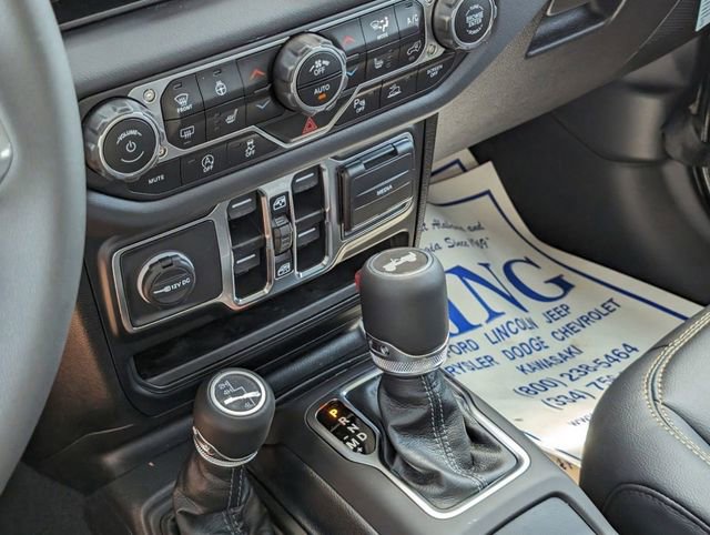 New 2024 Jeep Wrangler Sahara w/ Technology Group image 20