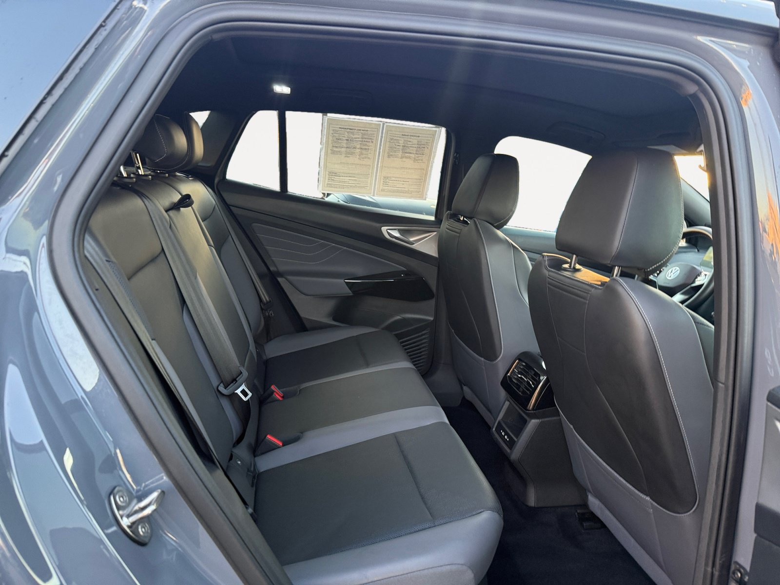 Used 2023 Volkswagen ID.4 Pro S AWD/4WD image 18