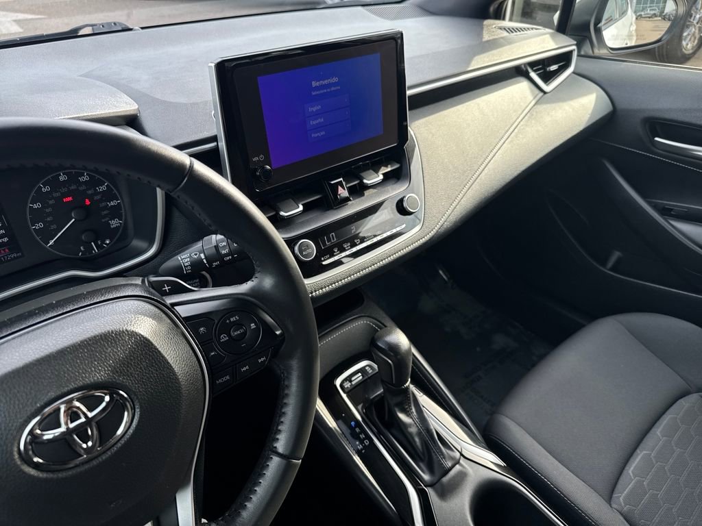 Used 2025 Toyota Corolla SE image 21