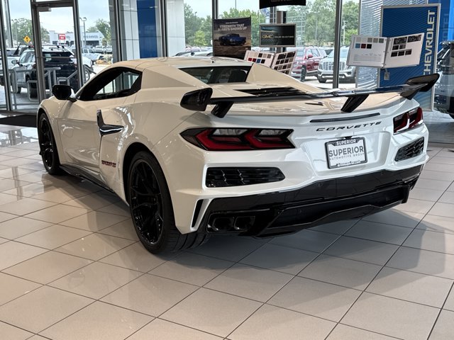 New 2027 Chevrolet Corvette Grand Sport w/ Z52 Sport Performance Package RWD image 7