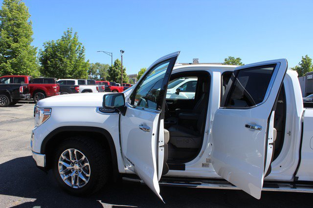 Used 2021 GMC Sierra 1500 SLT w/ SLT Premium Plus Package image 9