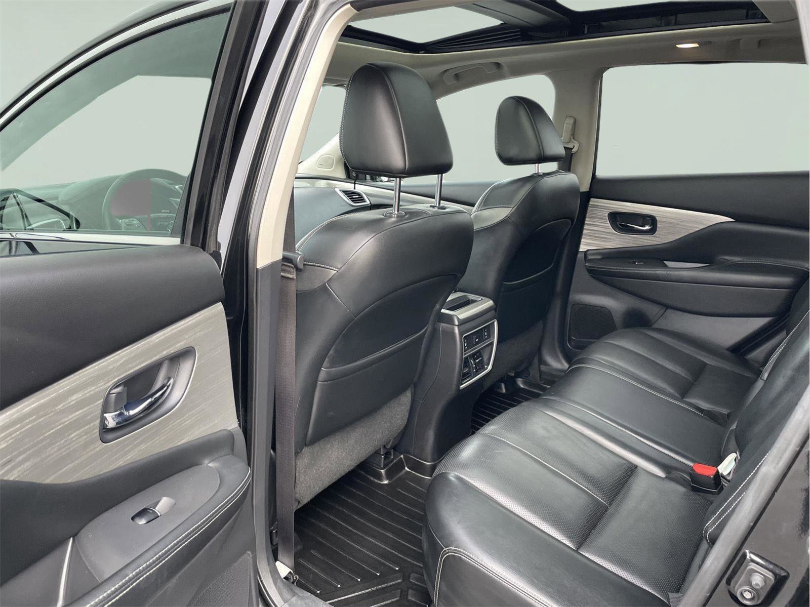 Used 2017 Nissan Murano Platinum w/ Platinum Technology Package image 15