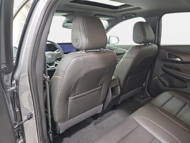 Used 2024 Buick Envista Avenir FWD image 12