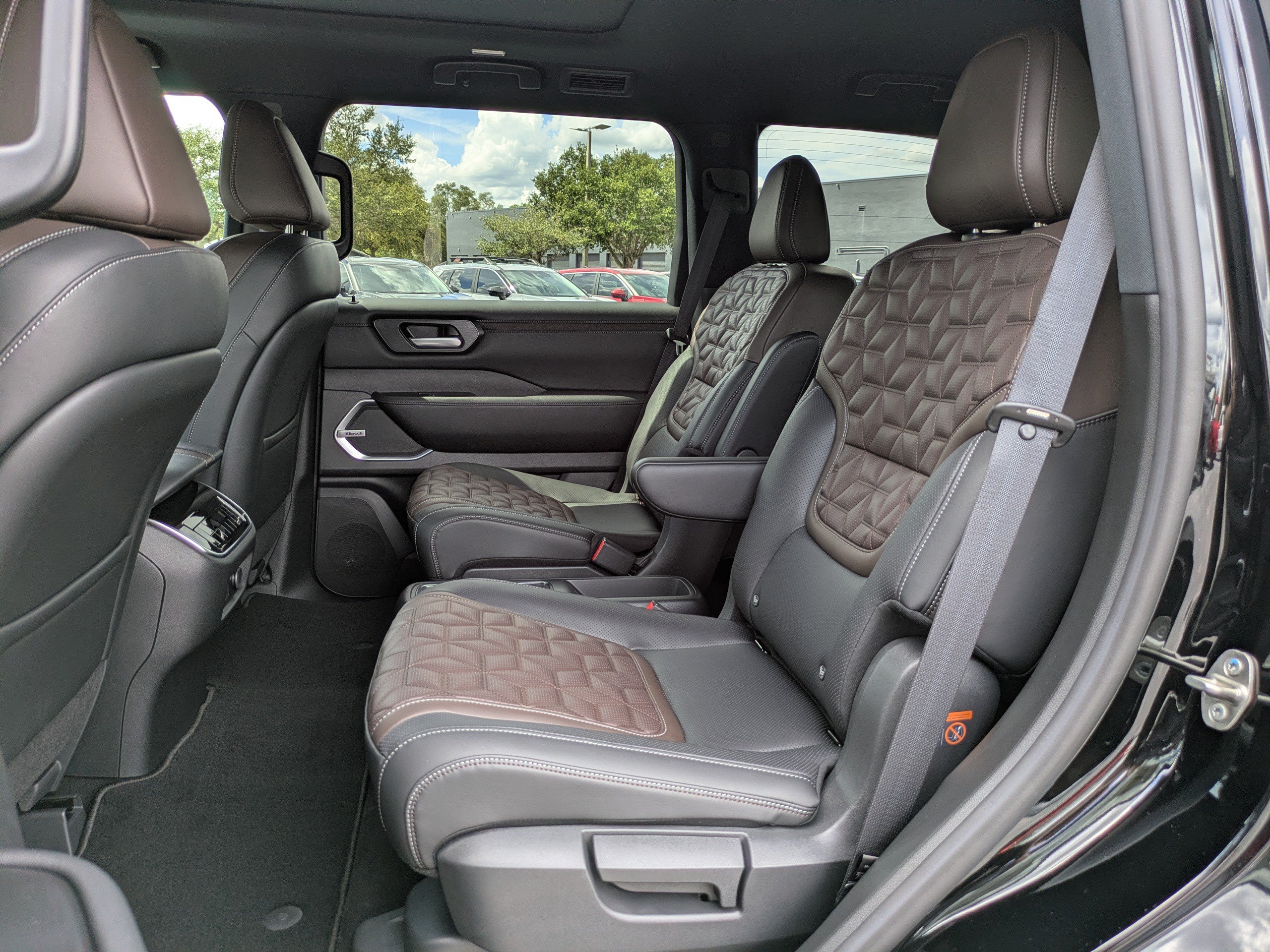 New 2026 Nissan Armada Platinum Reserve AWD/4WD image 16