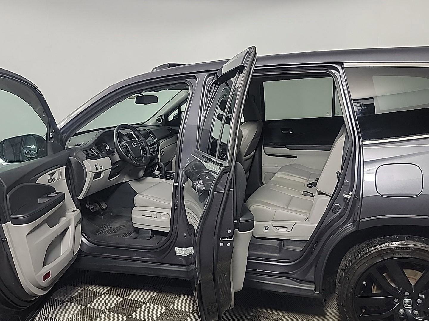 Certified 2018 Honda Pilot EX-L image 16