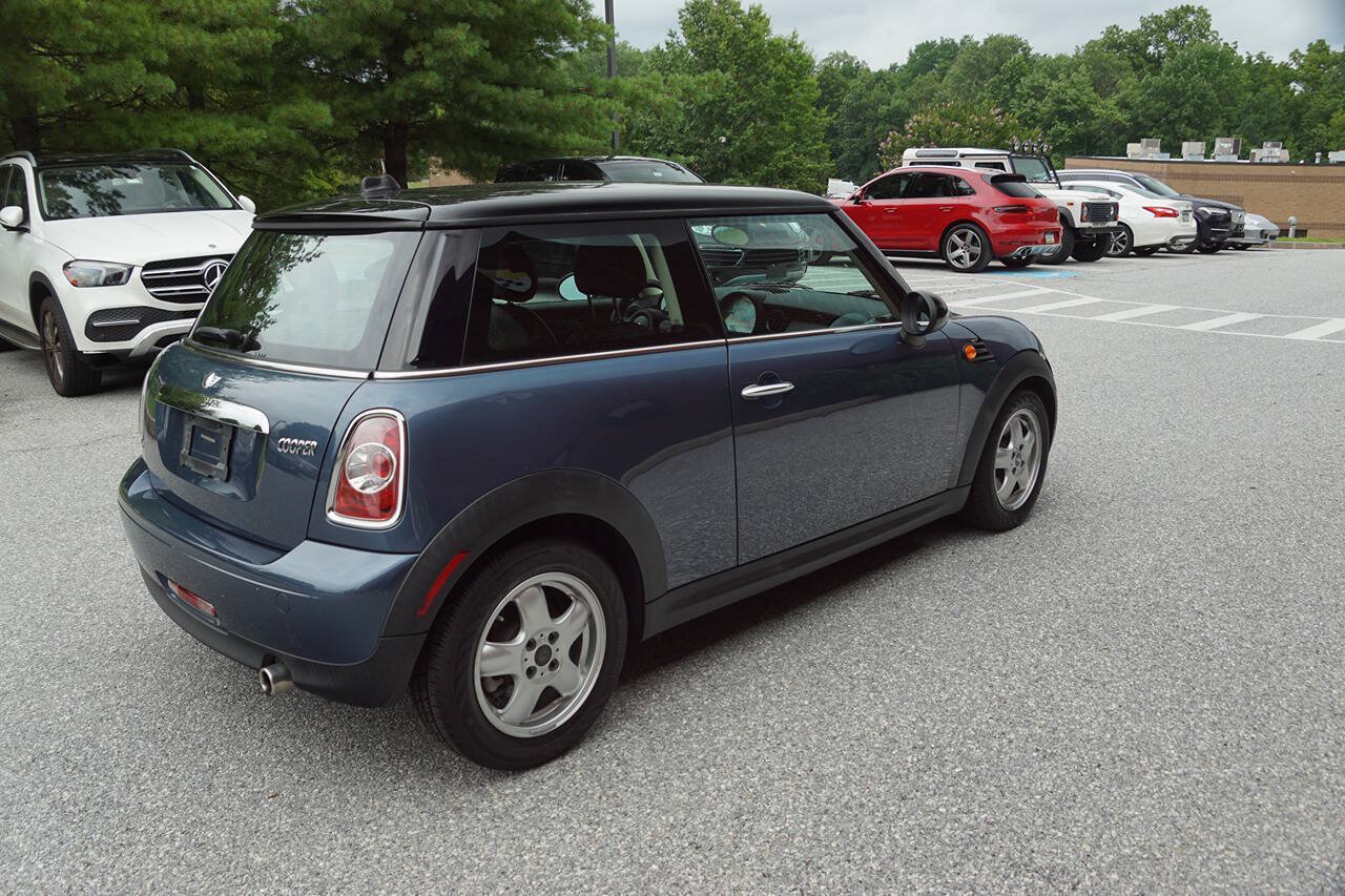 Used 2011 MINI Cooper Hardtop FWD image 9