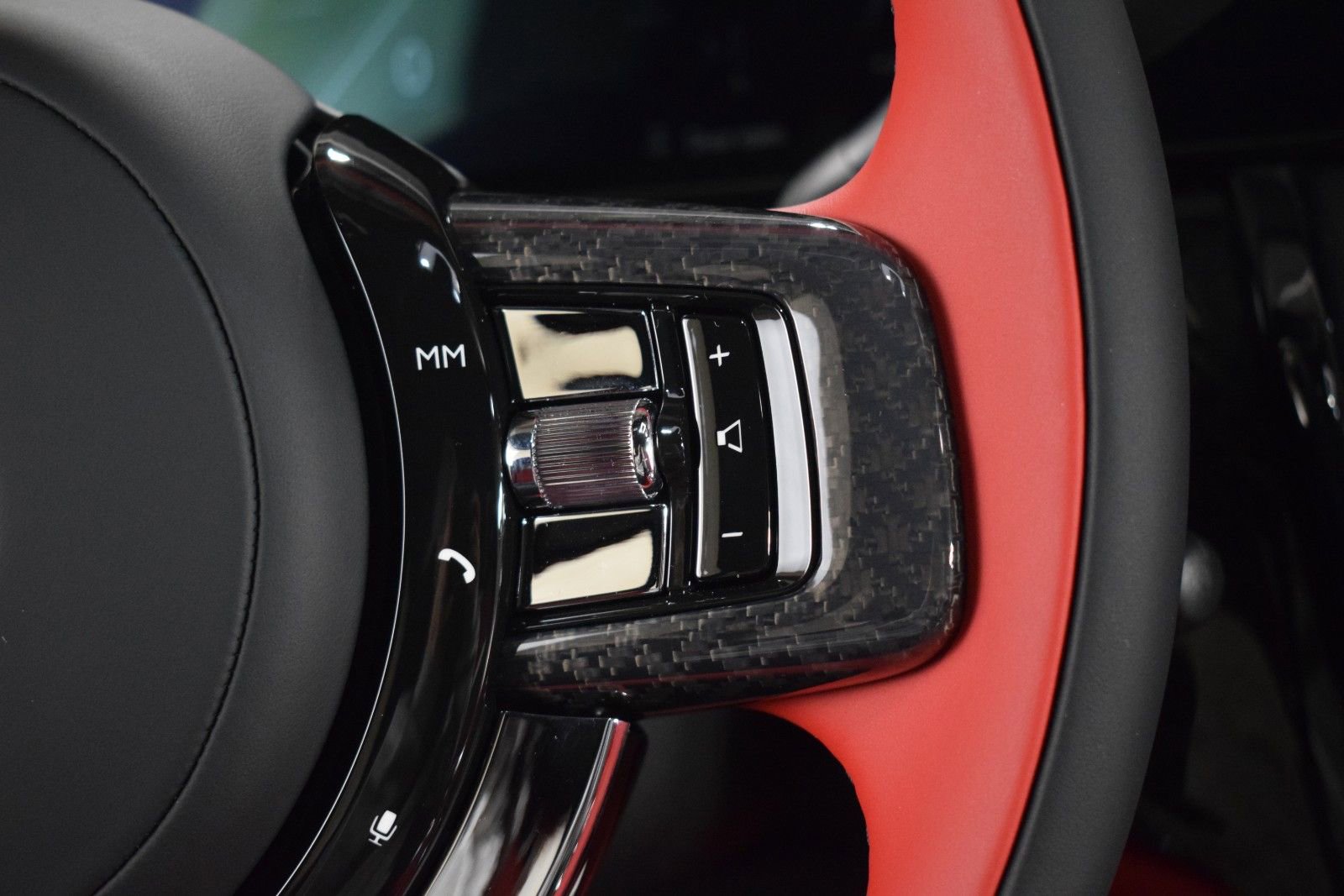 New 2026 Rolls-Royce Cullinan Black Badge image 29