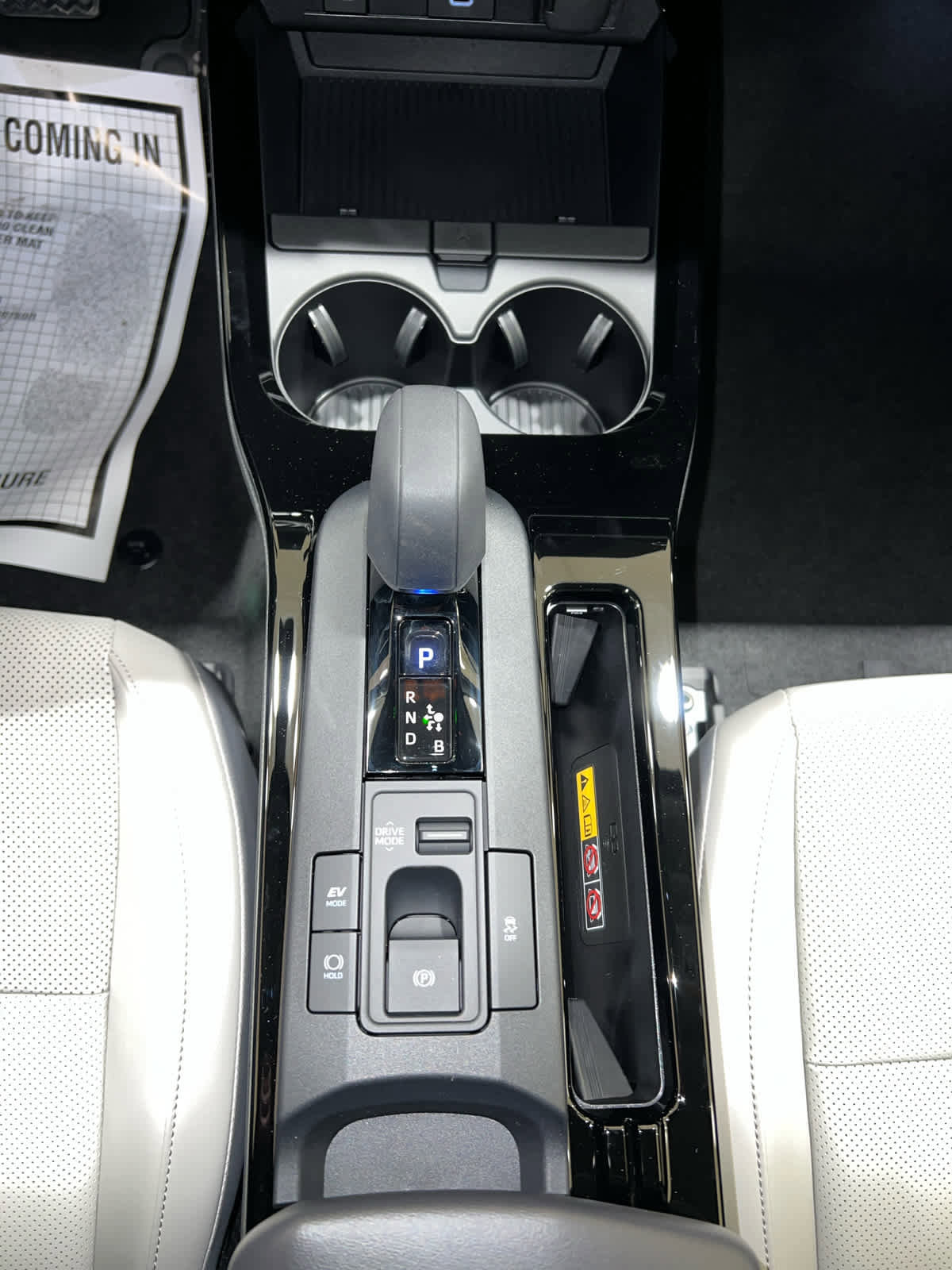 New 2026 Toyota Prius XLE image 24