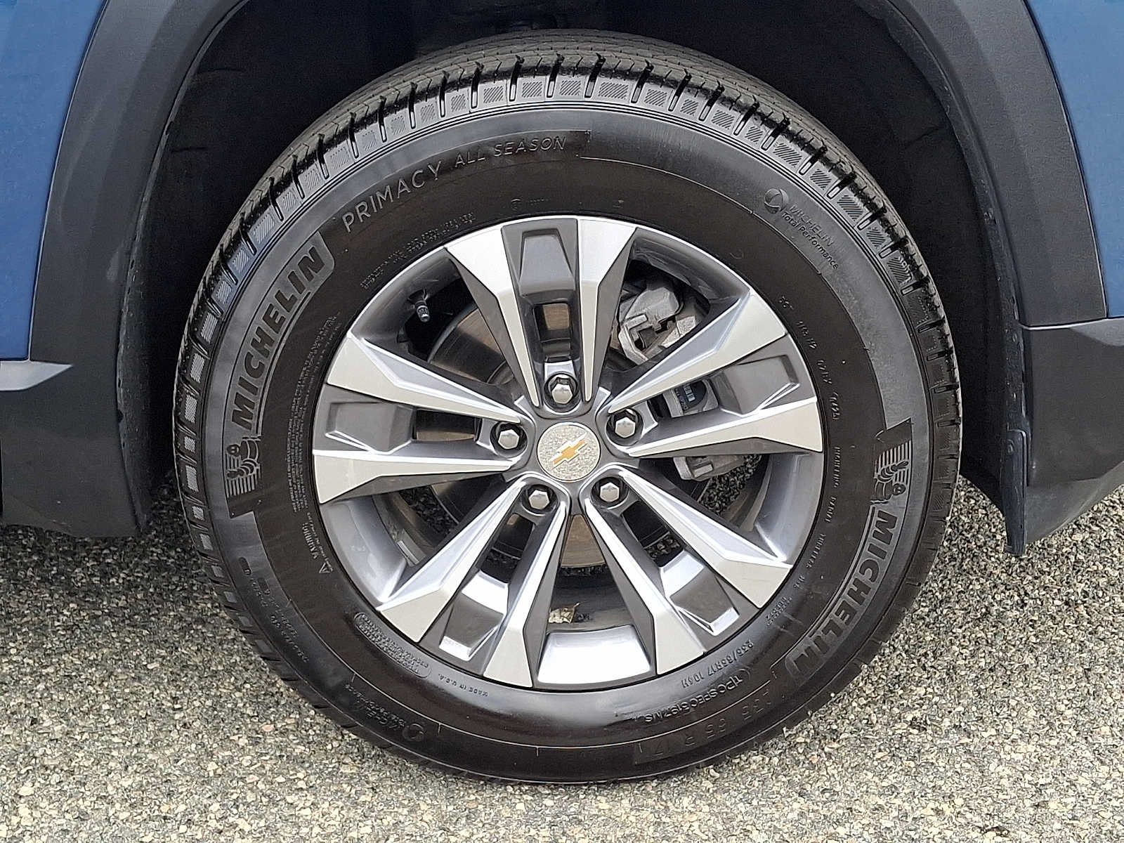 Used 2025 Chevrolet Equinox LT AWD/4WD image 8