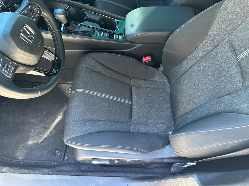 Used 2025 Honda Accord Sport image 14