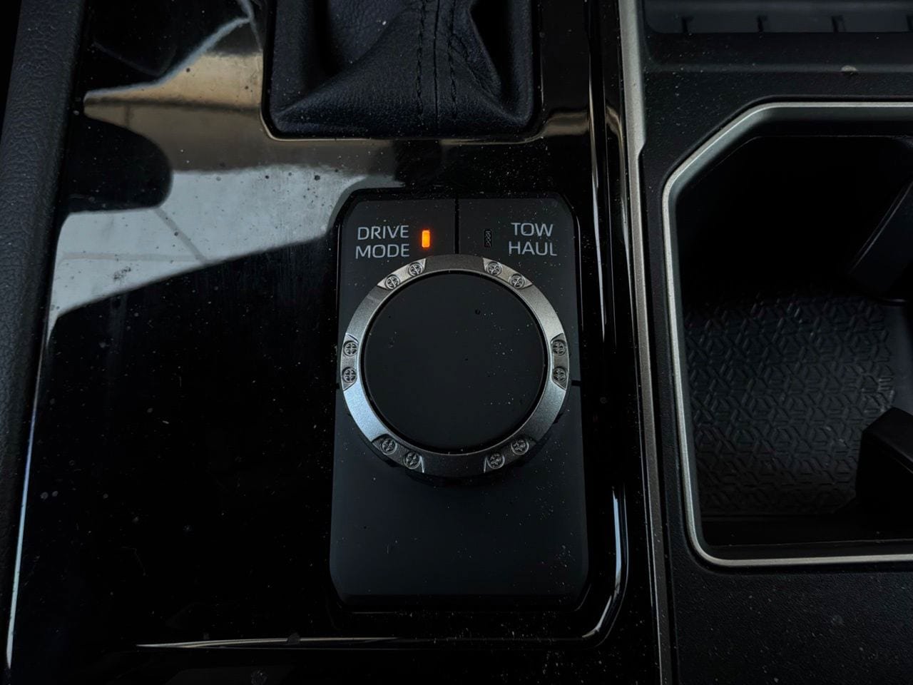 Used 2026 Toyota Tundra Limited w/ Power Package RWD image 27