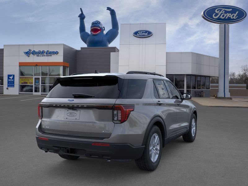 New 2026 Ford Explorer Active AWD/4WD image 11