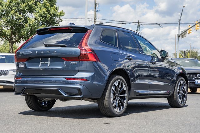 New 2026 Volvo XC60 B5 Ultra w/ Climate Package image 4