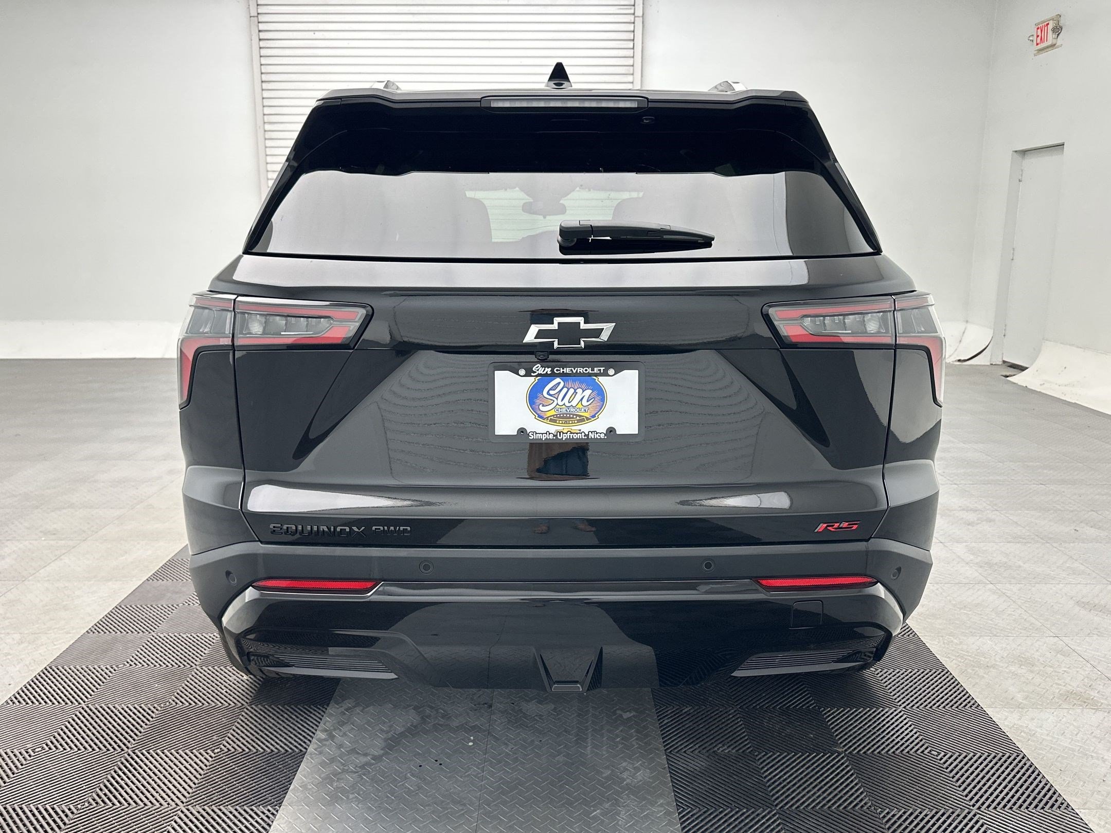 New 2027 Chevrolet Equinox RS w/ LPO, Floor Liner Package AWD/4WD image 10