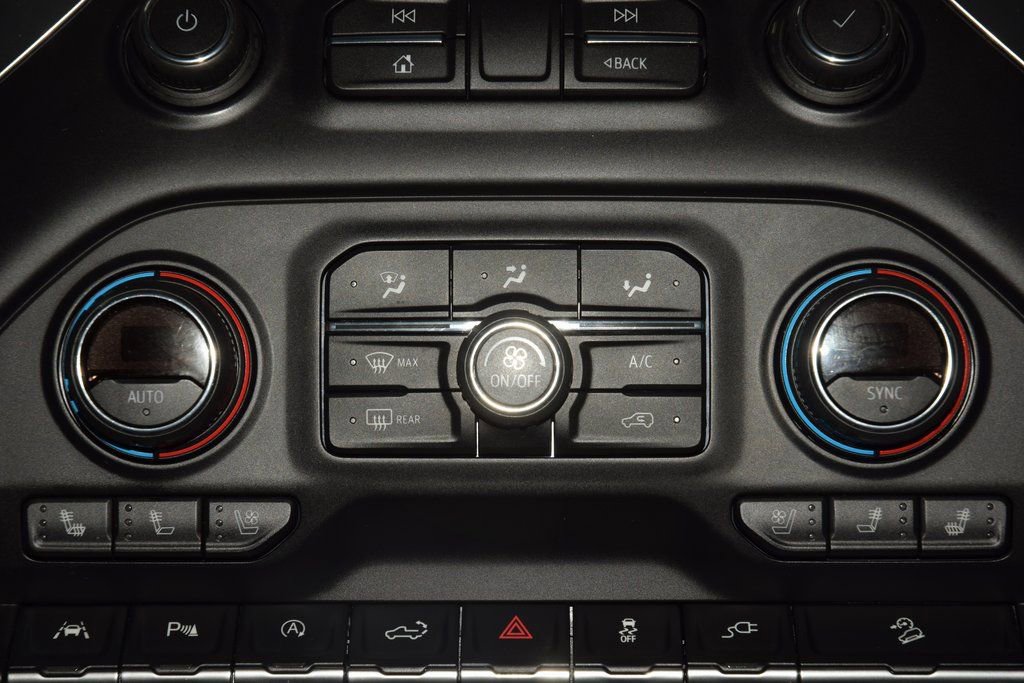 Used 2020 Chevrolet Silverado 1500 LTZ w/ LTZ Plus Package image 28