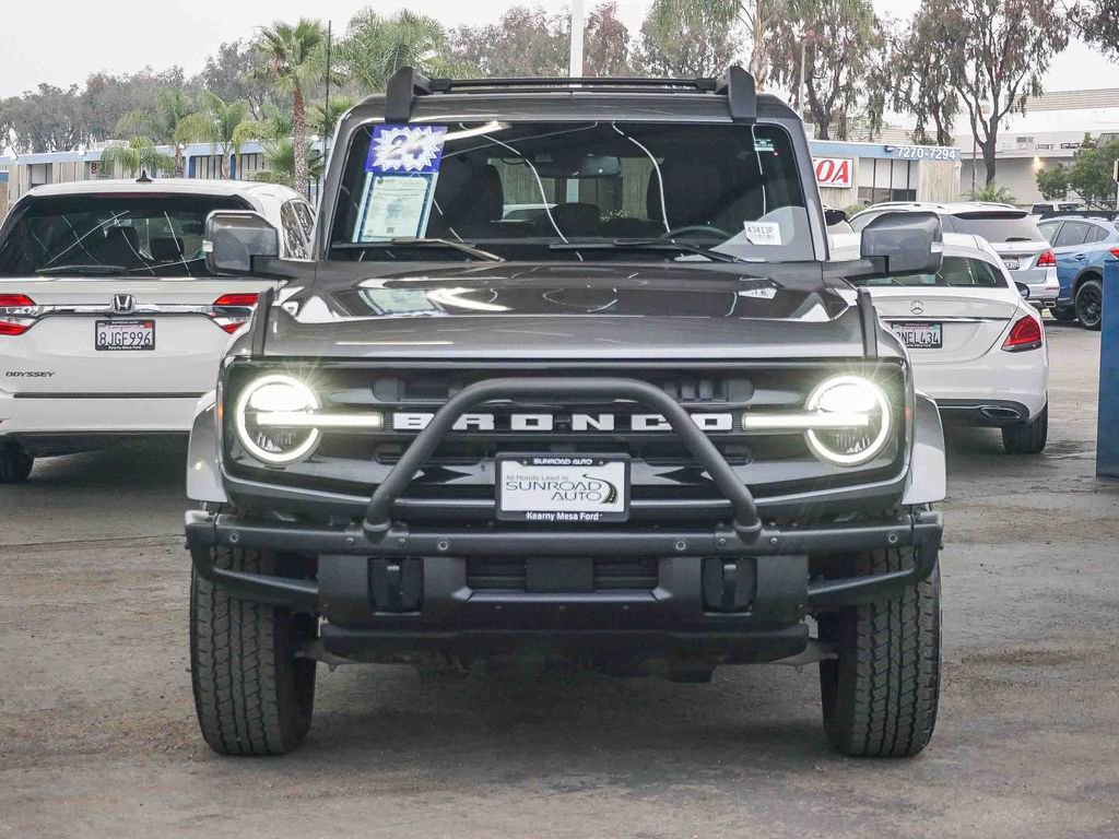 Used 2024 Ford Bronco Outer Banks image 2