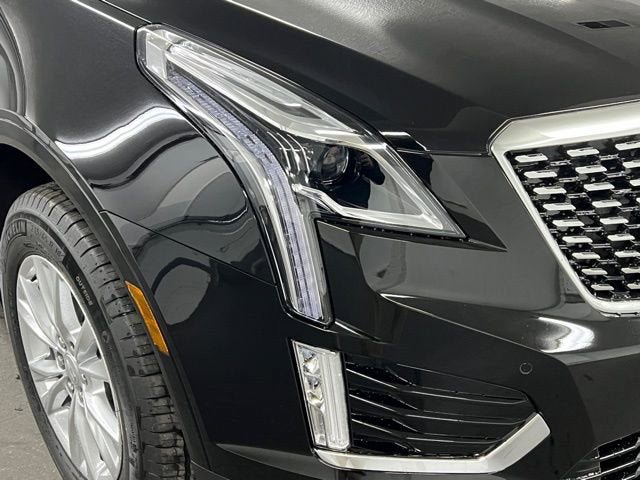 New 2026 Cadillac XT5 Luxury w/ LPO, Floor Liner Package AWD/4WD image 10
