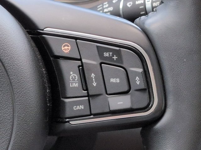 Used 2018 Jaguar E-PACE SE AWD/4WD image 27