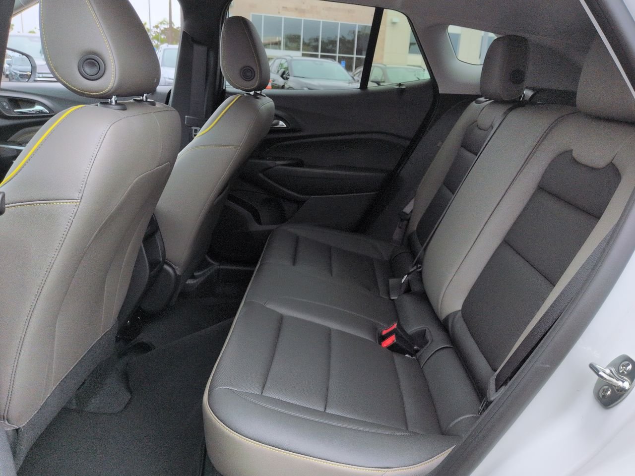 New 2026 Chevrolet Trax ACTIV w/ Driver Confidence Package FWD image 26