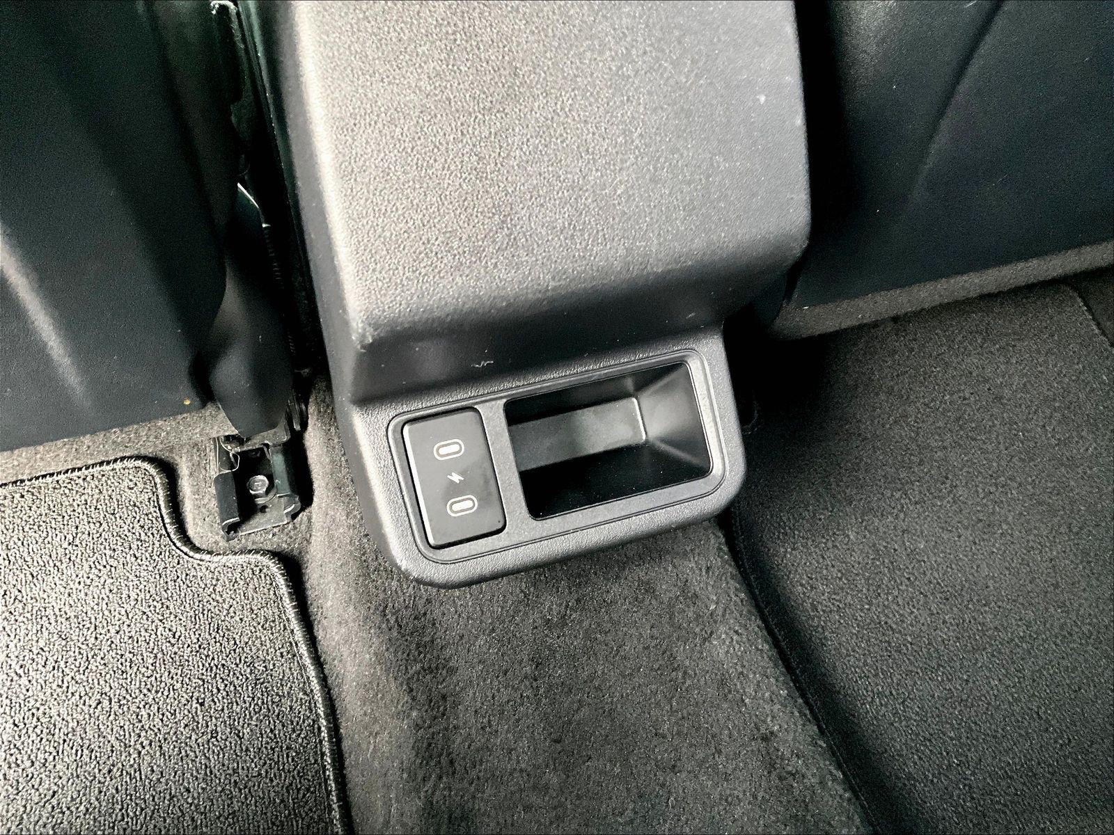 Used 2025 Kia K4 FWD image 10