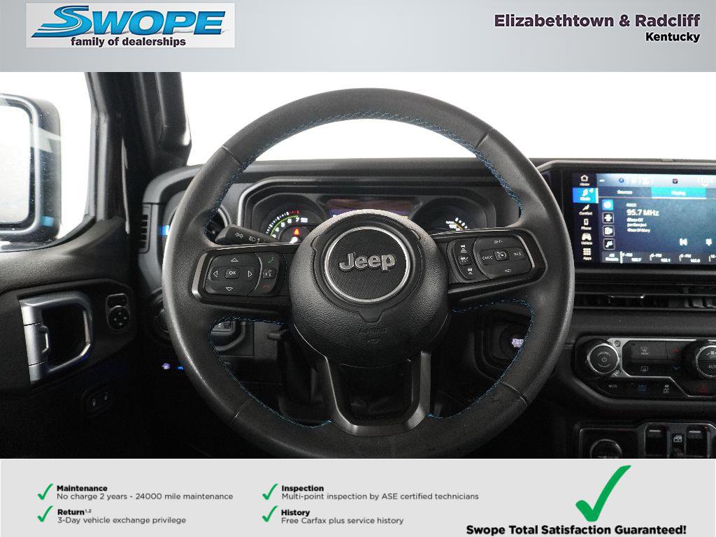 Used 2024 Jeep Wrangler Rubicon image 17