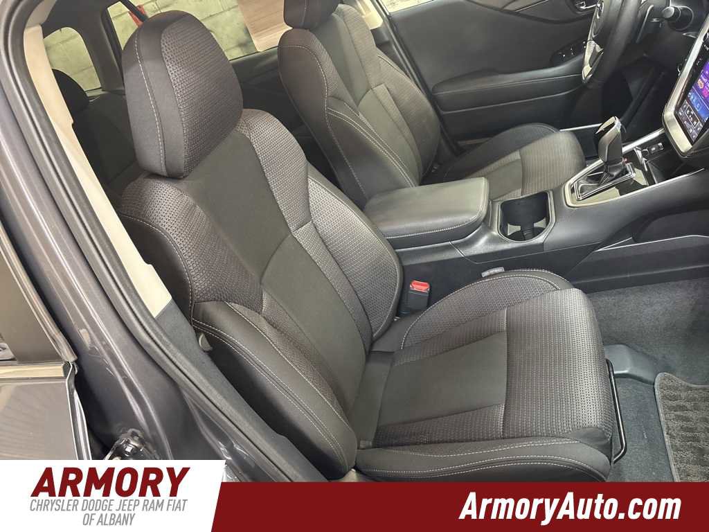 Used 2022 Subaru Outback Premium image 38